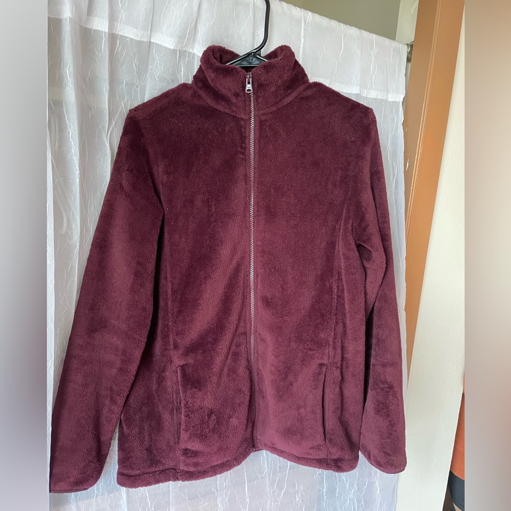 Land’s End Burgundy Fleece Jacket. Women medium USA
